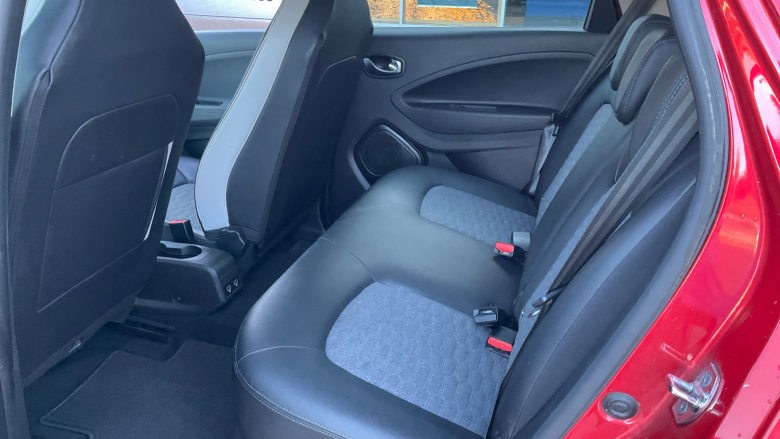 Renault Zoe 100kW GT Line + R135 50kWh Rapid Charge 5dr Auto Electric Hatchback